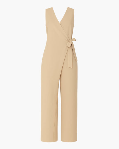 Combinaison élégante avec ceinture