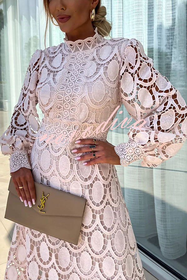 Liza™ - Robe en dentelle romantique
