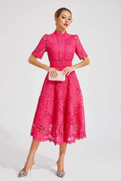 Pierre - Robe Midi en Dentelle et Raffinement