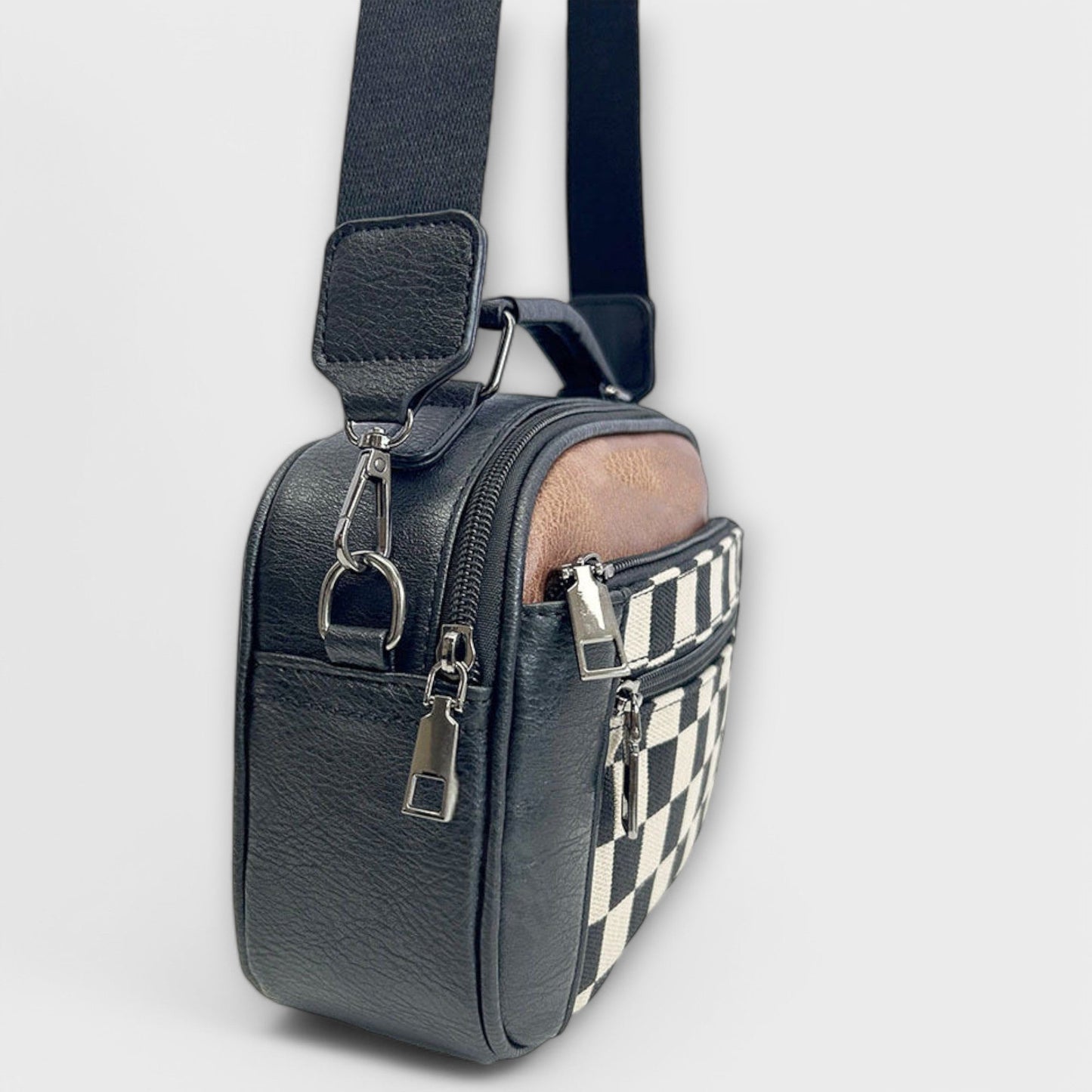 Gianna Boutique - ChessMate