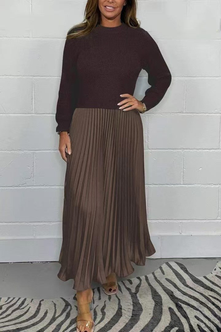 BRIELLE – ROBE EN MAILLE PLISSÉE ÉLÉGANTE