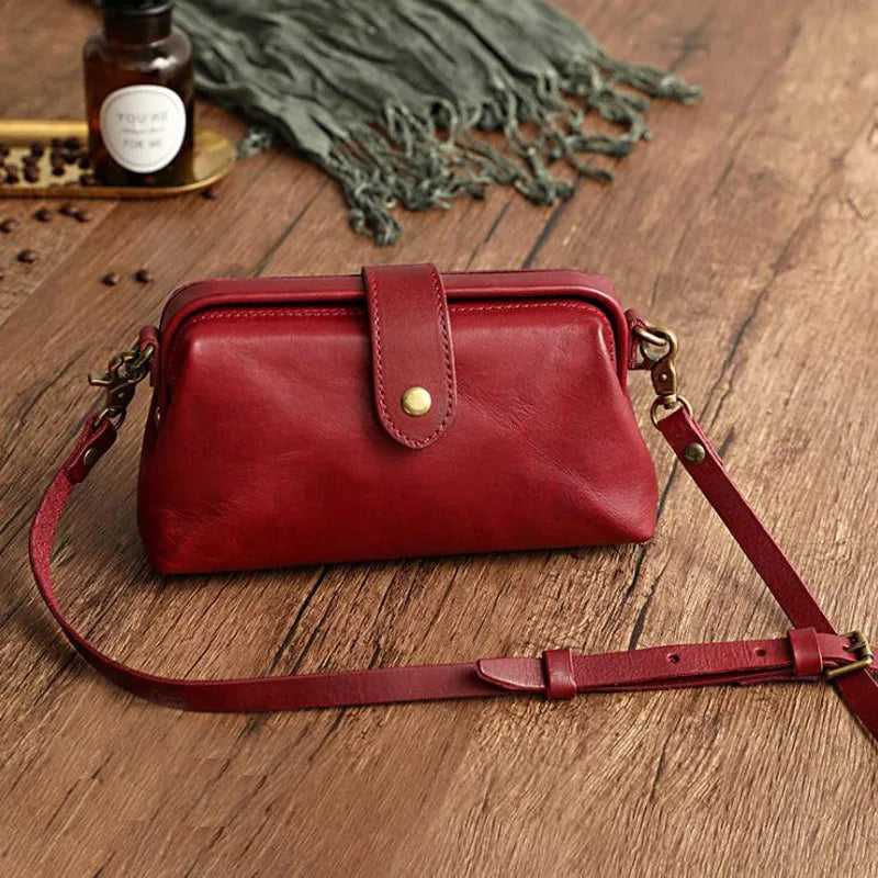 Edis | Sac à Bandoulière Rétro Classique au Format Compact