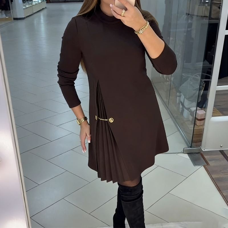 MADELINE – ROBE MINI ÉLÉGANTE AVEC DES ACCENTS PLISSÉS
