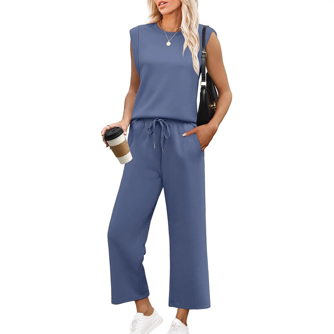 EVANIA – ENSEMBLE HAUT SANS MANCHES ET PANTALONS CROPPED AMPLE